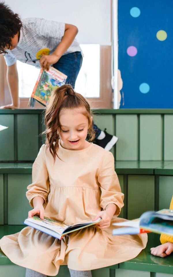 كتب اطفال يافعين